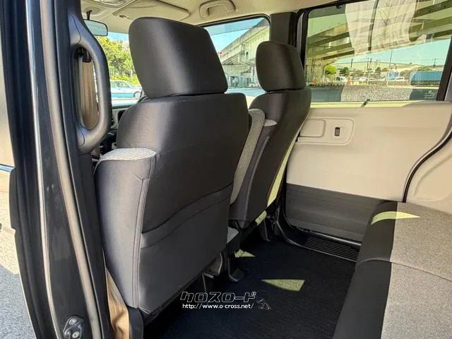 レンタアップ車徹底売り尽くしセール!ナビ・ETC・バックカメラ付で装備充実。愛車の買取査定、委託販売なども行ってます〜♪中古車買うなら西崎総合運動公園向かいのネクサスレンタカーへ。 ホンダ N-BOX