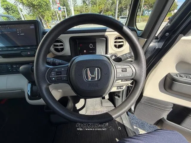 レンタアップ車徹底売り尽くしセール!ナビ・ETC・バックカメラ付で装備充実。愛車の買取査定、委託販売なども行ってます〜♪中古車買うなら西崎総合運動公園向かいのネクサスレンタカーへ。 ホンダ N-BOX