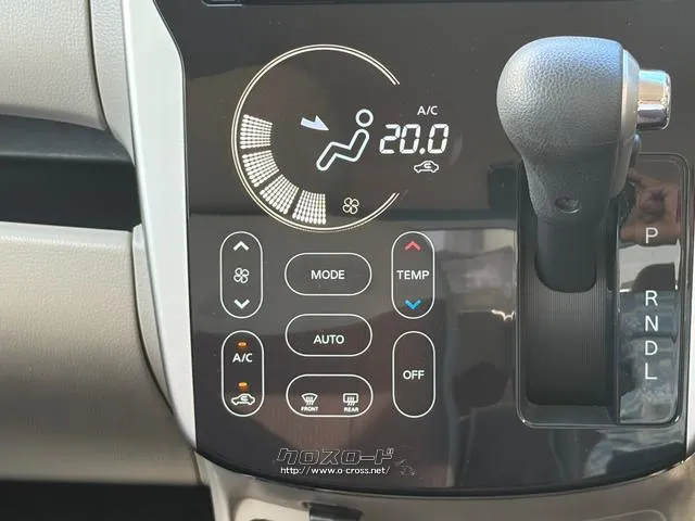 レンタアップ車徹底売り尽くしセール!ナビ・ETC・バックカメラ付で装備充実。愛車の買取査定、委託販売なども行ってます〜♪中古車買うなら西崎総合運動公園向かいのネクサスレンタカーへ。 三菱 eKワゴン