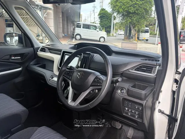 レンタアップ車徹底売り尽くしセール!ナビ・ETC・バックカメラ付で装備充実。愛車の買取査定、委託販売なども行ってます〜♪中古車買うなら西崎総合運動公園向かいのネクサスレンタカーへ。 スズキ ソリオ
