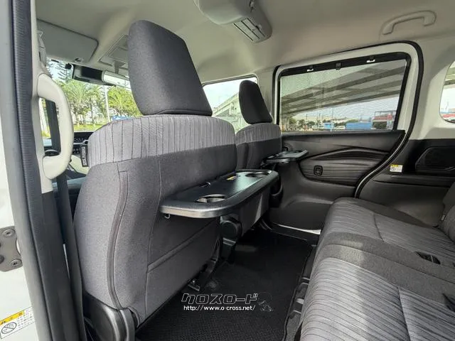 レンタアップ車徹底売り尽くしセール!ナビ・ETC・バックカメラ付で装備充実。愛車の買取査定、委託販売なども行ってます〜♪中古車買うなら西崎総合運動公園向かいのネクサスレンタカーへ。 スズキ ソリオ