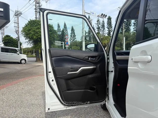 レンタアップ車徹底売り尽くしセール!ナビ・ETC・バックカメラ付で装備充実。愛車の買取査定、委託販売なども行ってます〜♪中古車買うなら西崎総合運動公園向かいのネクサスレンタカーへ。 スズキ ソリオ