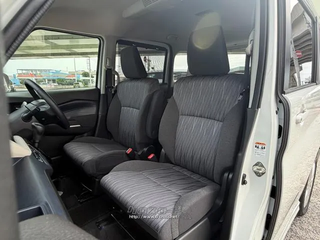 レンタアップ車徹底売り尽くしセール!ナビ・ETC・バックカメラ付で装備充実。愛車の買取査定、委託販売なども行ってます〜♪中古車買うなら西崎総合運動公園向かいのネクサスレンタカーへ。 スズキ ソリオ