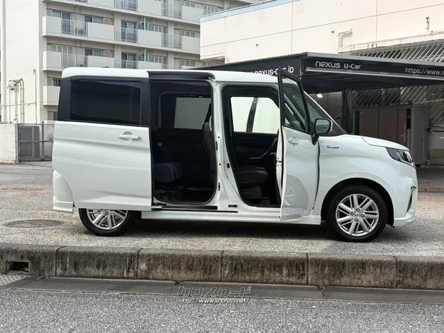 レンタアップ車徹底売り尽くしセール!ナビ・ETC・バックカメラ付で装備充実。愛車の買取査定、委託販売なども行ってます〜♪中古車買うなら西崎総合運動公園向かいのネクサスレンタカーへ。 スズキ ソリオ