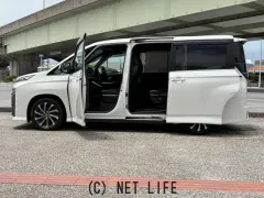 トヨタ ヴォクシー