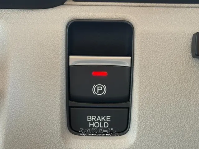 レンタアップ車徹底売り尽くしセール!ナビ・ETC・バックカメラ付で装備充実。愛車の買取査定、委託販売なども行ってます〜♪中古車買うなら西崎総合運動公園向かいのネクサスレンタカーへ。 ホンダ N-BOX