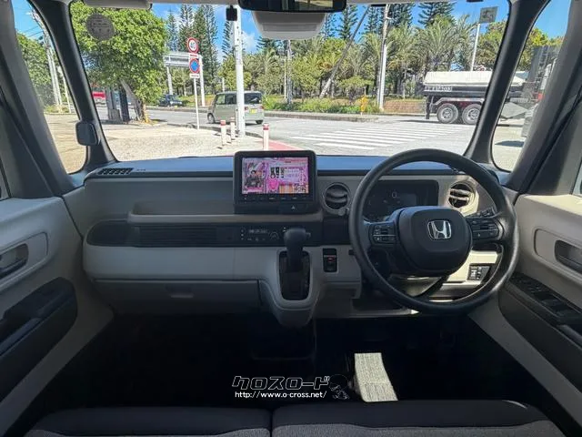 レンタアップ車徹底売り尽くしセール!ナビ・ETC・バックカメラ付で装備充実。愛車の買取査定、委託販売なども行ってます〜♪中古車買うなら西崎総合運動公園向かいのネクサスレンタカーへ。 ホンダ N-BOX