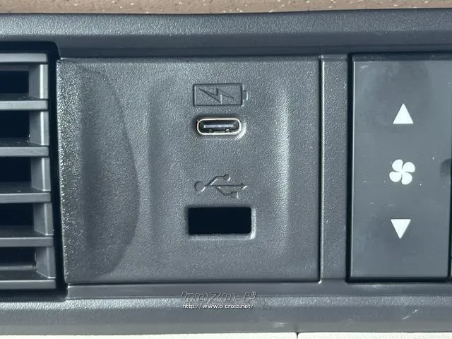 レンタアップ車徹底売り尽くしセール!ナビ・ETC・バックカメラ付で装備充実。愛車の買取査定、委託販売なども行ってます〜♪中古車買うなら西崎総合運動公園向かいのネクサスレンタカーへ。 ホンダ N-BOX