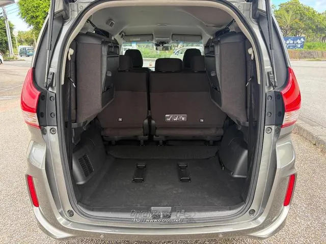 レンタアップ車徹底売り尽くしセール!ナビ・ETC・バックカメラ付で装備充実。愛車の買取査定、委託販売なども行ってます〜♪中古車買うなら西崎総合運動公園向かいのネクサスレンタカーへ。 ホンダ フリード
