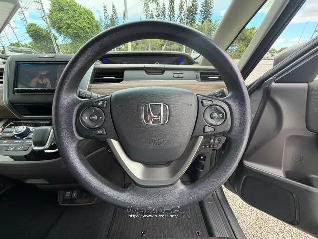 レンタアップ車徹底売り尽くしセール!ナビ・ETC・バックカメラ付で装備充実。愛車の買取査定、委託販売なども行ってます〜♪中古車買うなら西崎総合運動公園向かいのネクサスレンタカーへ。 ホンダ フリード