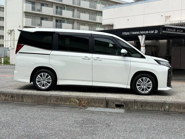 レンタアップ車徹底売り尽くしセール!ナビ・ETC・バックカメラ付で装備充実。愛車の買取査定、委託販売なども行ってます〜♪中古車買うなら西崎総合運動公園向かいのネクサスレンタカーへ。 トヨタ ノア
