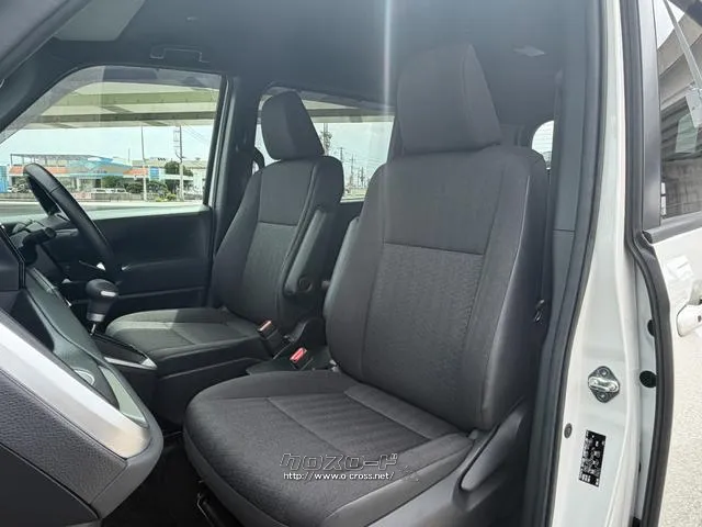 レンタアップ車徹底売り尽くしセール!ナビ・ETC・バックカメラ付で装備充実。愛車の買取査定、委託販売なども行ってます〜♪中古車買うなら西崎総合運動公園向かいのネクサスレンタカーへ。 トヨタ ノア