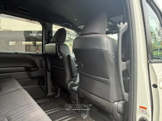 レンタアップ車徹底売り尽くしセール!ナビ・ETC・バックカメラ付で装備充実。愛車の買取査定、委託販売なども行ってます〜♪中古車買うなら西崎総合運動公園向かいのネクサスレンタカーへ。 トヨタ ノア