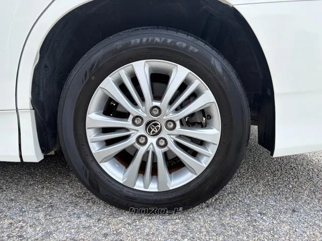 レンタアップ車徹底売り尽くしセール!ナビ・ETC・バックカメラ付で装備充実。愛車の買取査定、委託販売なども行ってます〜♪中古車買うなら西崎総合運動公園向かいのネクサスレンタカーへ。 トヨタ ノア