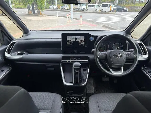 レンタアップ車徹底売り尽くしセール!ナビ・ETC・バックカメラ付で装備充実。愛車の買取査定、委託販売なども行ってます〜♪中古車買うなら西崎総合運動公園向かいのネクサスレンタカーへ。 トヨタ ノア