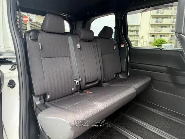 レンタアップ車徹底売り尽くしセール!ナビ・ETC・バックカメラ付で装備充実。愛車の買取査定、委託販売なども行ってます〜♪中古車買うなら西崎総合運動公園向かいのネクサスレンタカーへ。 トヨタ ノア