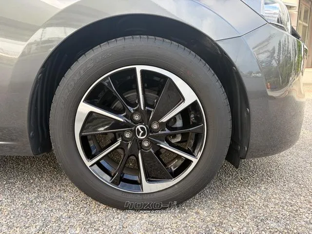 レンタアップ車徹底売り尽くしセール!ナビ・ETC・バックカメラ付で装備充実。愛車の買取査定、委託販売なども行ってます〜♪中古車買うなら西崎総合運動公園向かいのネクサスレンタカーへ。 マツダ MAZDA2