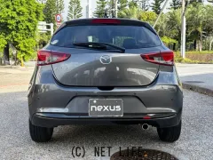 マツダ MAZDA2