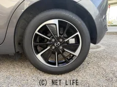 マツダ MAZDA2