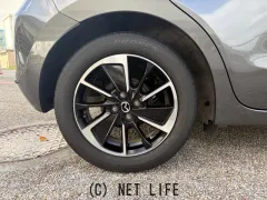 マツダ MAZDA2