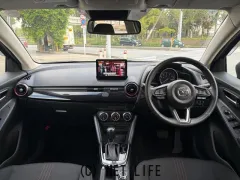 マツダ MAZDA2