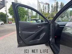マツダ MAZDA2