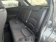 マツダ MAZDA2