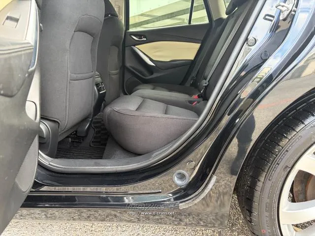 レンタアップ車徹底売り尽くしセール!ナビ・ETC・バックカメラ付で装備充実。愛車の買取査定、委託販売なども行ってます〜♪中古車買うなら西崎総合運動公園向かいのネクサスレンタカーへ。 マツダ アテンザワゴン