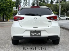 マツダ MAZDA2