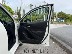マツダ MAZDA2