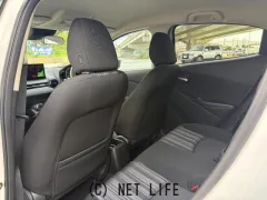 マツダ MAZDA2