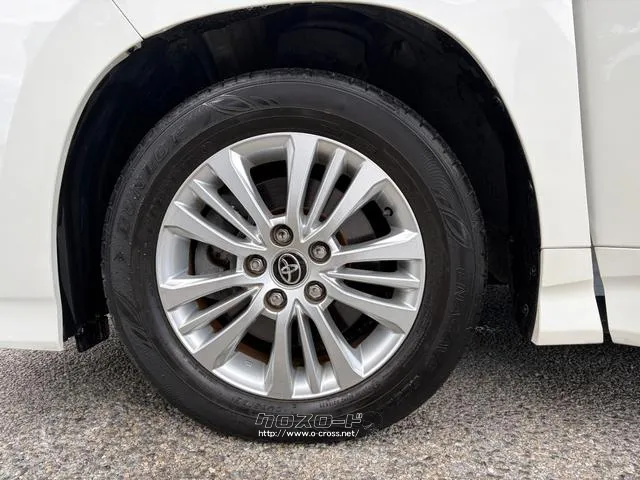 レンタアップ車徹底売り尽くしセール!ナビ・ETC・バックカメラ付で装備充実。愛車の買取査定、委託販売なども行ってます〜♪中古車買うなら西崎総合運動公園向かいのネクサスレンタカーへ。 トヨタ ノア