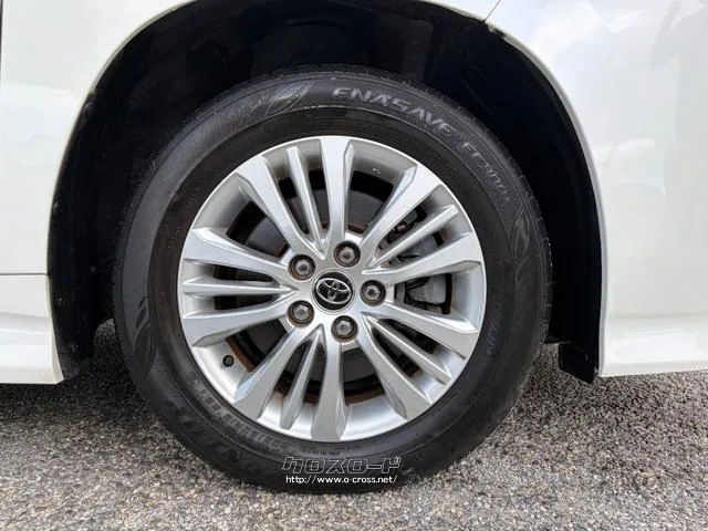 レンタアップ車徹底売り尽くしセール!ナビ・ETC・バックカメラ付で装備充実。愛車の買取査定、委託販売なども行ってます〜♪中古車買うなら西崎総合運動公園向かいのネクサスレンタカーへ。 トヨタ ノア
