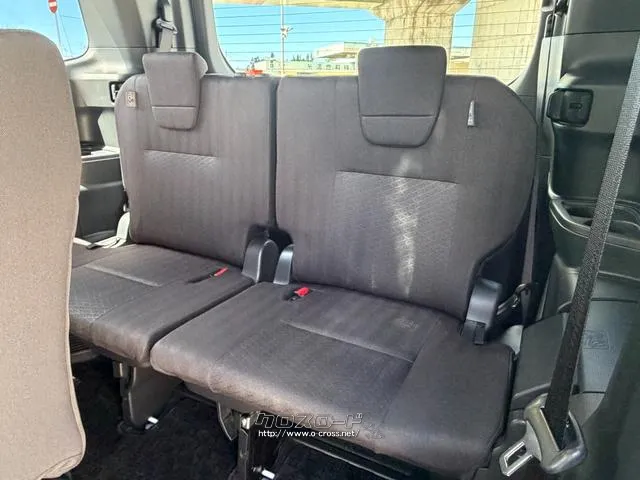 レンタアップ車徹底売り尽くしセール!ナビ・ETC・バックカメラ付で装備充実。愛車の買取査定、委託販売なども行ってます〜♪中古車買うなら西崎総合運動公園向かいのネクサスレンタカーへ。 トヨタ ノア