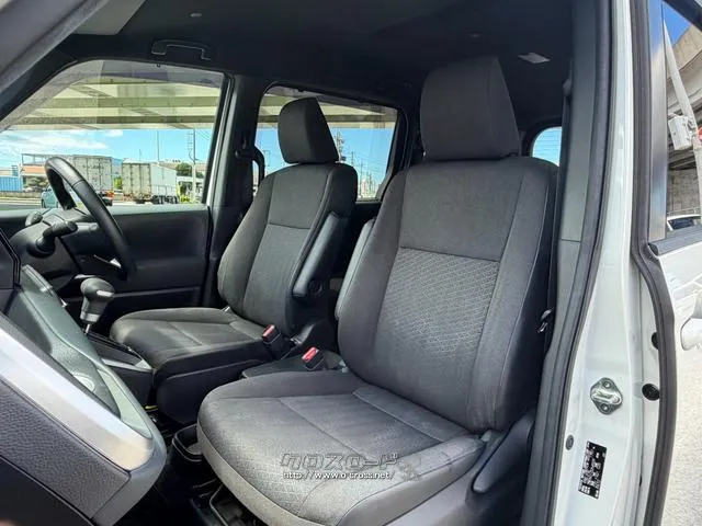 レンタアップ車徹底売り尽くしセール!ナビ・ETC・バックカメラ付で装備充実。愛車の買取査定、委託販売なども行ってます〜♪中古車買うなら西崎総合運動公園向かいのネクサスレンタカーへ。 トヨタ ノア