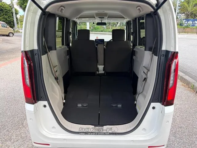 レンタアップ車徹底売り尽くしセール!ナビ・ETC・バックカメラ付で装備充実。愛車の買取査定、委託販売なども行ってます〜♪中古車買うなら西崎総合運動公園向かいのネクサスレンタカーへ。 ホンダ N-BOX