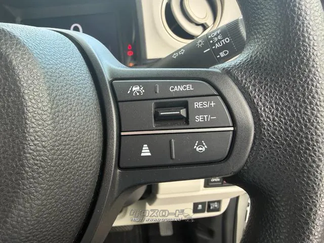 レンタアップ車徹底売り尽くしセール!ナビ・ETC・バックカメラ付で装備充実。愛車の買取査定、委託販売なども行ってます〜♪中古車買うなら西崎総合運動公園向かいのネクサスレンタカーへ。 ホンダ N-BOX