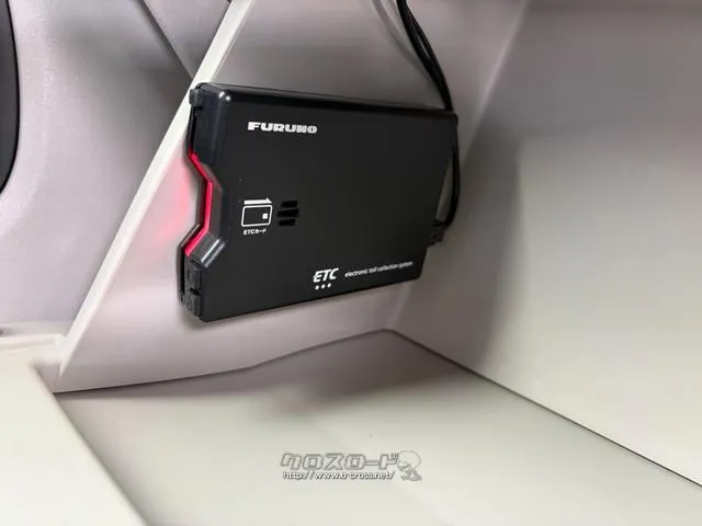レンタアップ車徹底売り尽くしセール!ナビ・ETC・バックカメラ付で装備充実。愛車の買取査定、委託販売なども行ってます〜♪中古車買うなら西崎総合運動公園向かいのネクサスレンタカーへ。 ホンダ N-BOX