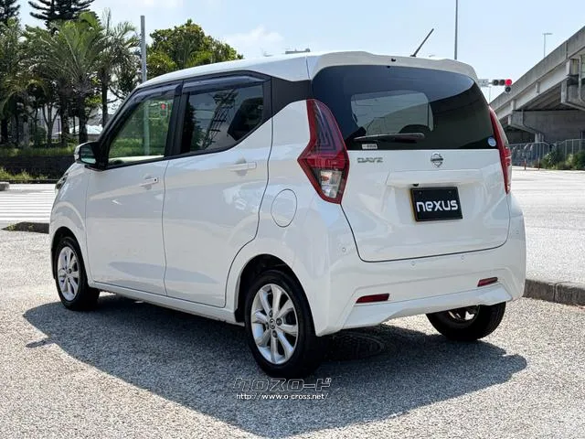 レンタアップ車徹底売り尽くしセール!ナビ・ETC・バックカメラ付で装備充実。愛車の買取査定、委託販売なども行ってます〜♪中古車買うなら西崎総合運動公園向かいのネクサスレンタカーへ。 日産 デイズ