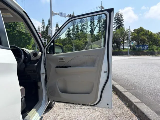 レンタアップ車徹底売り尽くしセール!ナビ・ETC・バックカメラ付で装備充実。愛車の買取査定、委託販売なども行ってます〜♪中古車買うなら西崎総合運動公園向かいのネクサスレンタカーへ。 日産 デイズ
