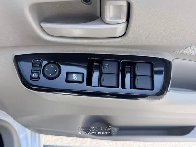 レンタアップ車徹底売り尽くしセール!ナビ・ETC・バックカメラ付で装備充実。愛車の買取査定、委託販売なども行ってます〜♪中古車買うなら西崎総合運動公園向かいのネクサスレンタカーへ。 日産 ルークス