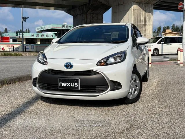 レンタアップ車徹底売り尽くしセール!ナビ・ETC・バックカメラ付で装備充実。愛車の買取査定、委託販売なども行ってます〜♪中古車買うなら西崎総合運動公園向かいのネクサスレンタカーへ。 トヨタ アクア