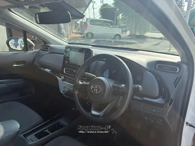 レンタアップ車徹底売り尽くしセール!ナビ・ETC・バックカメラ付で装備充実。愛車の買取査定、委託販売なども行ってます〜♪中古車買うなら西崎総合運動公園向かいのネクサスレンタカーへ。 トヨタ アクア