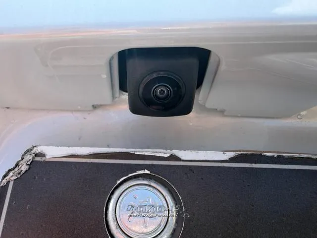 レンタアップ車徹底売り尽くしセール!ナビ・ETC・バックカメラ付で装備充実。愛車の買取査定、委託販売なども行ってます〜♪中古車買うなら西崎総合運動公園向かいのネクサスレンタカーへ。 トヨタ アクア