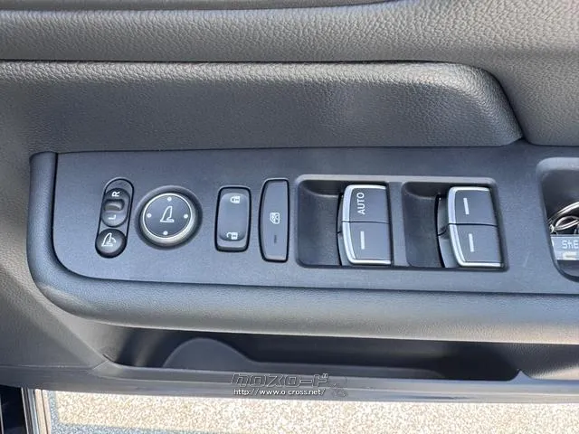 レンタアップ車徹底売り尽くしセール!ナビ・ETC・バックカメラ付で装備充実。愛車の買取査定、委託販売なども行ってます〜♪中古車買うなら西崎総合運動公園向かいのネクサスレンタカーへ。 ホンダ ステップワゴン