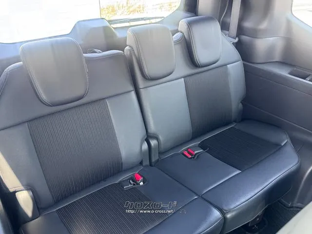 レンタアップ車徹底売り尽くしセール!ナビ・ETC・バックカメラ付で装備充実。愛車の買取査定、委託販売なども行ってます〜♪中古車買うなら西崎総合運動公園向かいのネクサスレンタカーへ。 ホンダ ステップワゴン