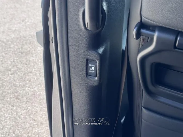 レンタアップ車徹底売り尽くしセール!ナビ・ETC・バックカメラ付で装備充実。愛車の買取査定、委託販売なども行ってます〜♪中古車買うなら西崎総合運動公園向かいのネクサスレンタカーへ。 ホンダ ステップワゴン