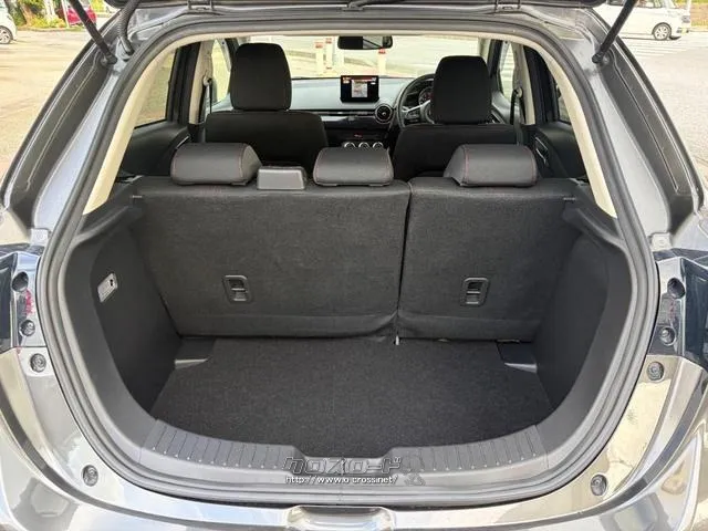 マツダ MAZDA2