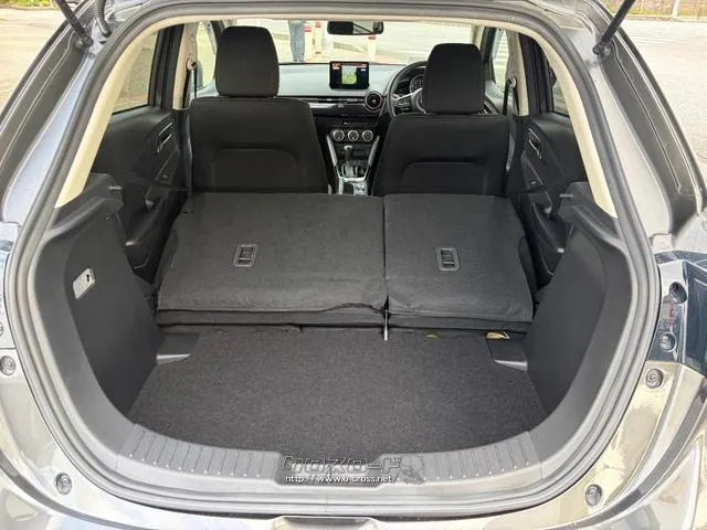 マツダ MAZDA2