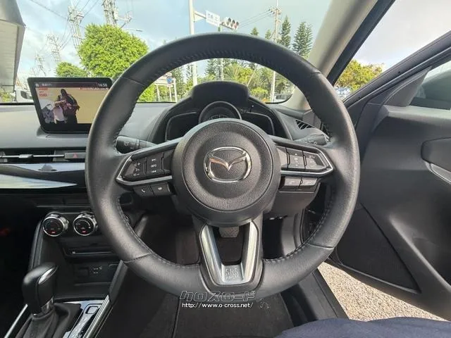 マツダ MAZDA2